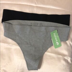 Honeydew Intimates Black & Gray Ribbed Thong Set